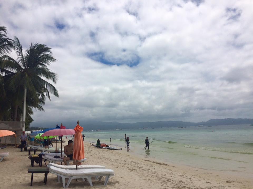 Biển ở Boracay có đẹp không?